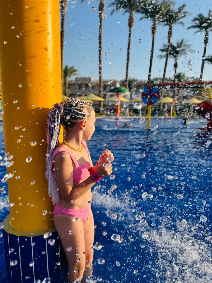 Cannonball Cove: Slides, sprayers and a bucket that tips every four minutes