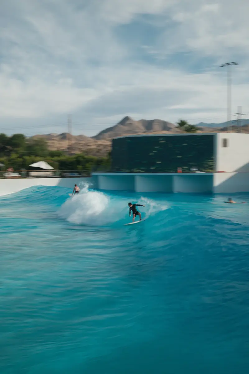 Big Shoal Surf: Real surf in the middle of Texas